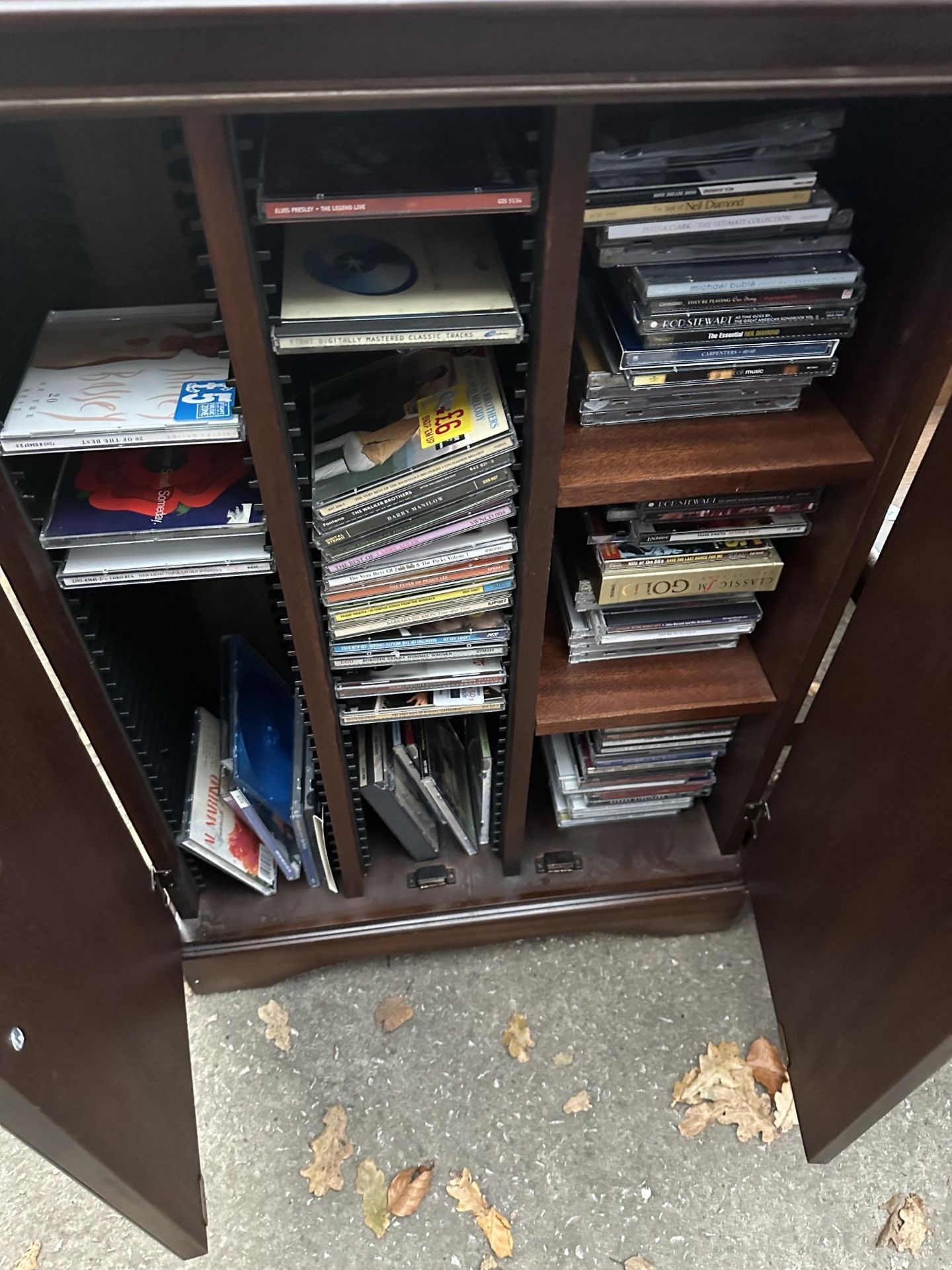 AN OAK LAMP TABLE AND A MAHOGANY CD CABINET WITH CD CONTENTS - Image 4 of 4