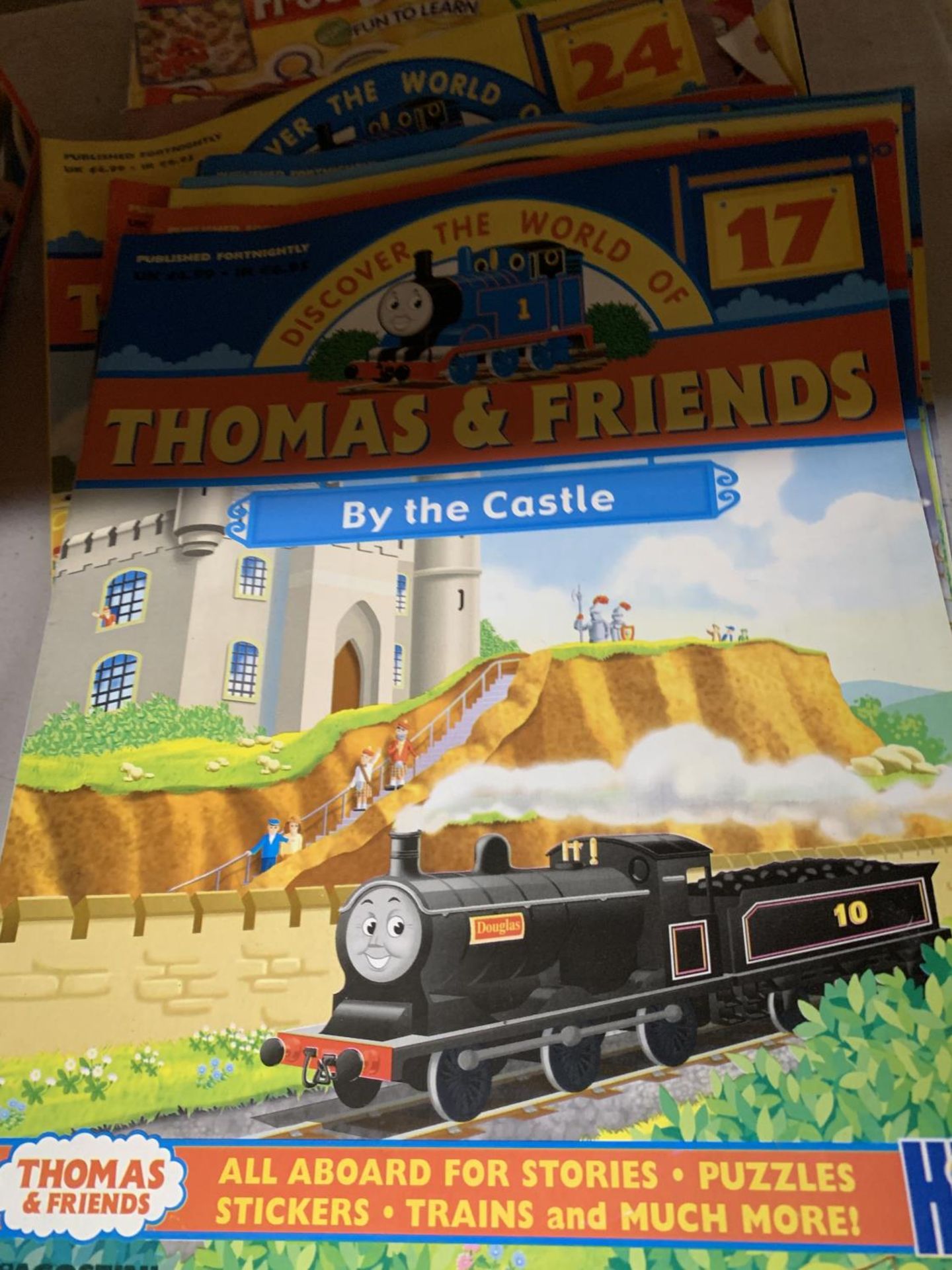 A COLLECTION OF THOMAS AND FRIENDS COMICS PUBLISHED BY DEAGOSTINI - Image 2 of 3
