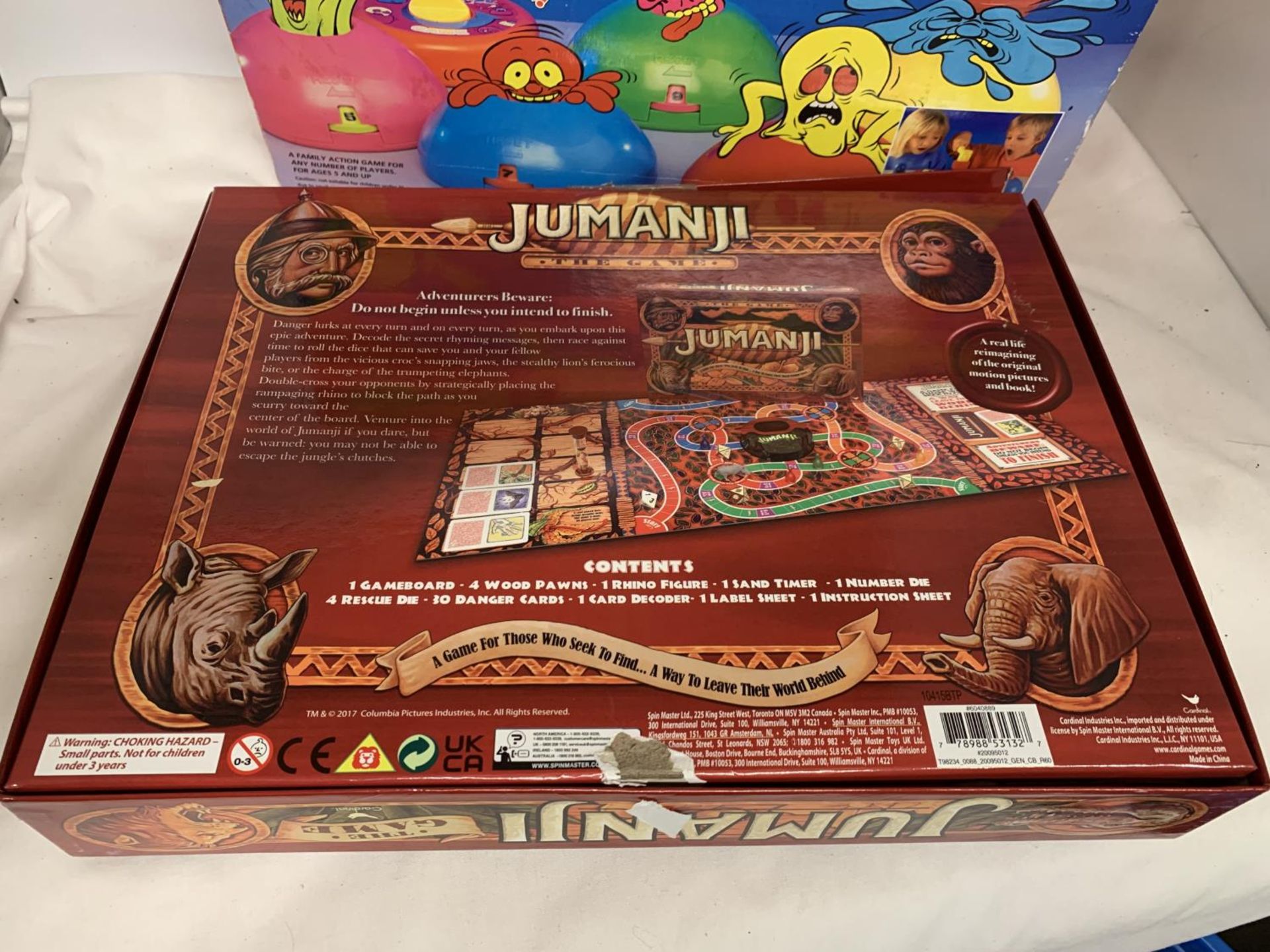 A JUMANJI GAME TOGETHER WITH A FURTHER GAME WHACK ATTACK - Bild 2 aus 2