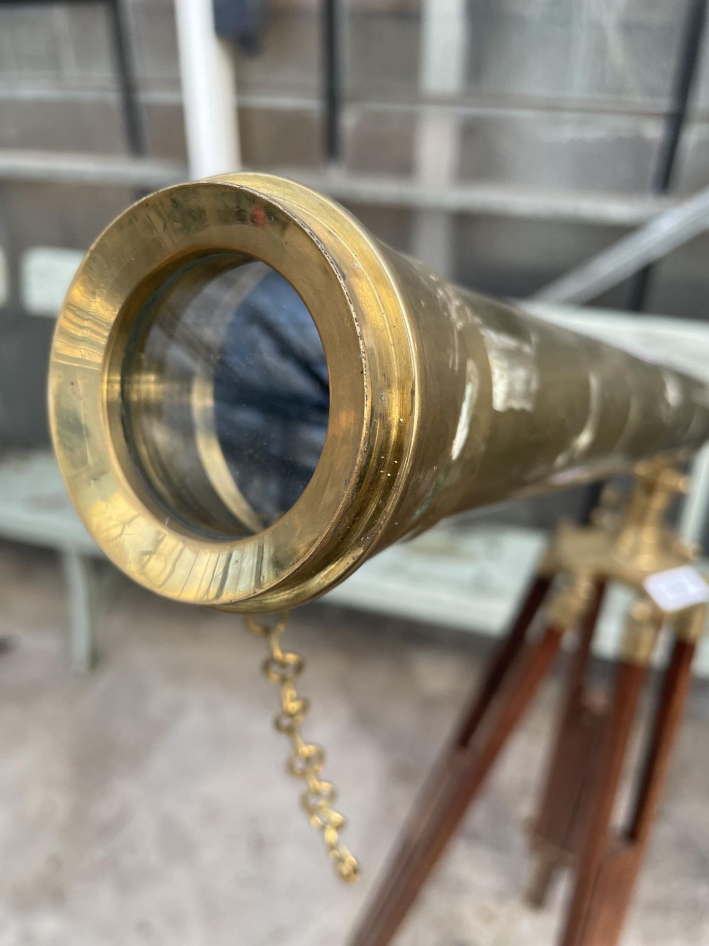 A VINTAGE BRASS TELESCOPE WITH WOODEN TRIPOD STAND - Image 6 of 7