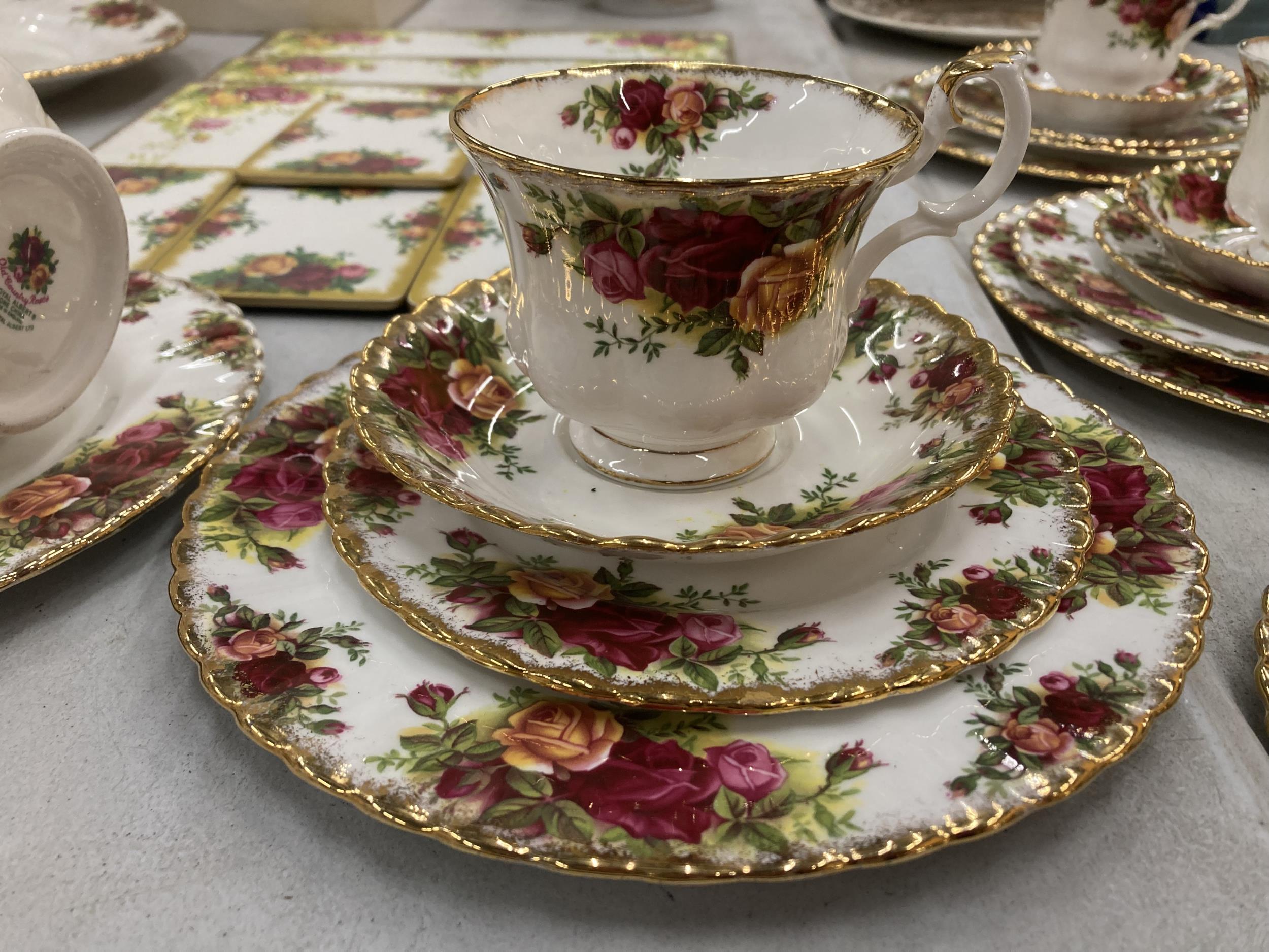 A LARGE QUANTITY OF ROYAL ALERT TO INCLUDE THREE LARGE OLD COUNTRY ROSES TEAPOTS, CENTENNIAL ROSE - Image 9 of 16