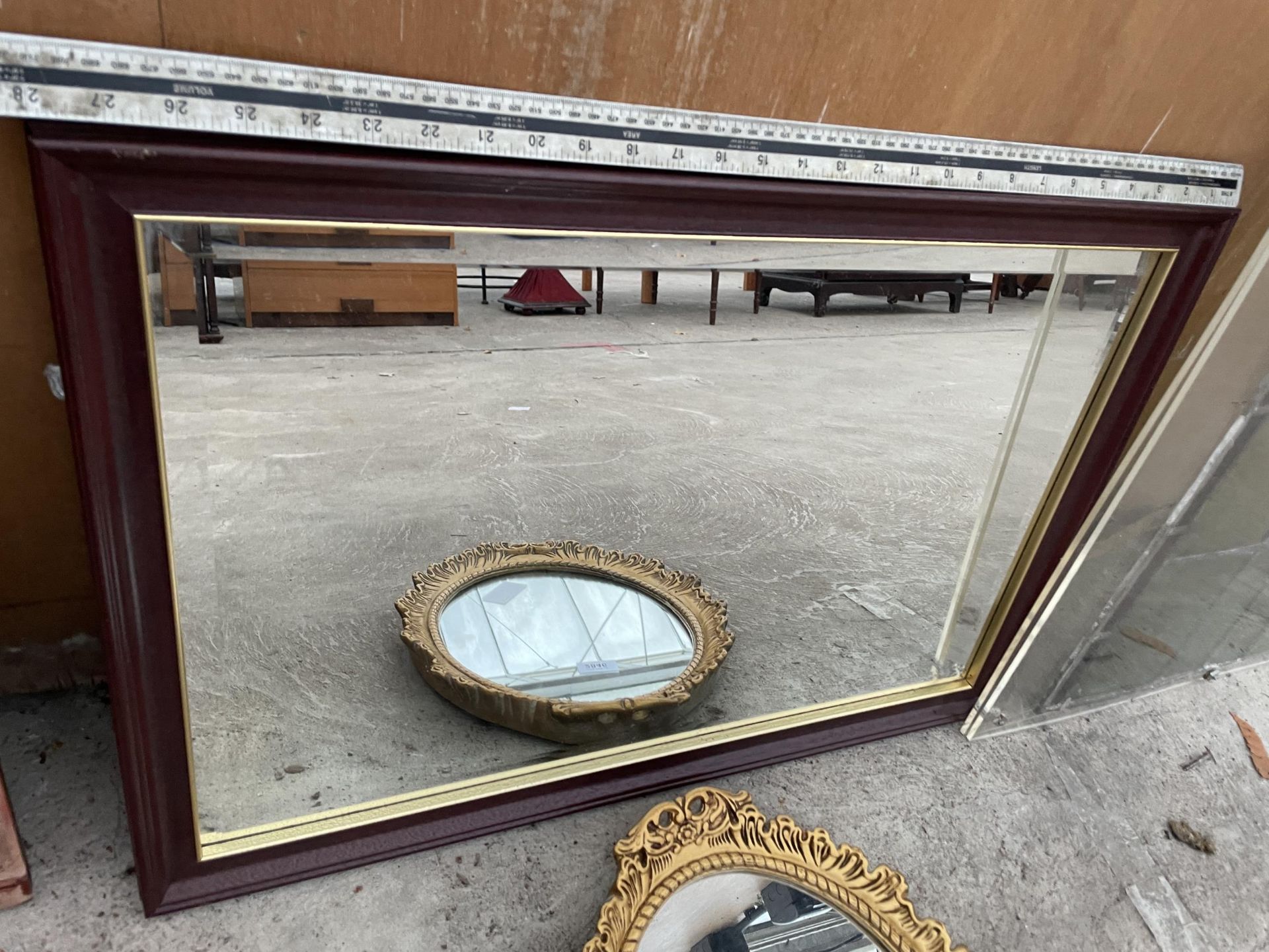 AN OVAL GILT FRAMED WALL MIRROR AND WOODEN FRAMED MIRROR - Image 5 of 7