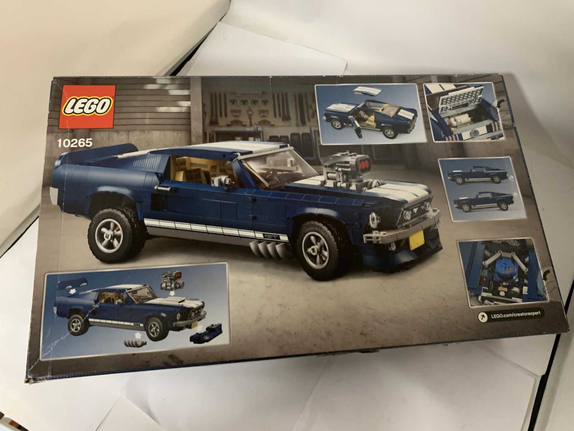 A BOXED LEGO CREATOR FORD MUSTANG 10265 - Bild 2 aus 2