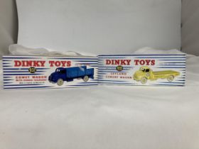 TWO DINKY BOXED MODELS NO. 932 - COMET WAGON AND NO. 933 - A LEYLAND CEMENT WAGON