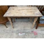 A VICTORIAN PINE SCRUB TOP KITCHEN TABLE, 41 X 26"