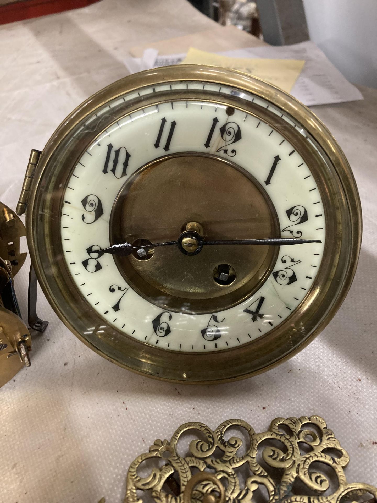 A COLLECTION OF VINTAGE CLOCK AND WATCH PARTS TO INCLUDE TISSOT, HELVITIA, GEORGE DAVIS, HALIFAX, - Image 2 of 3