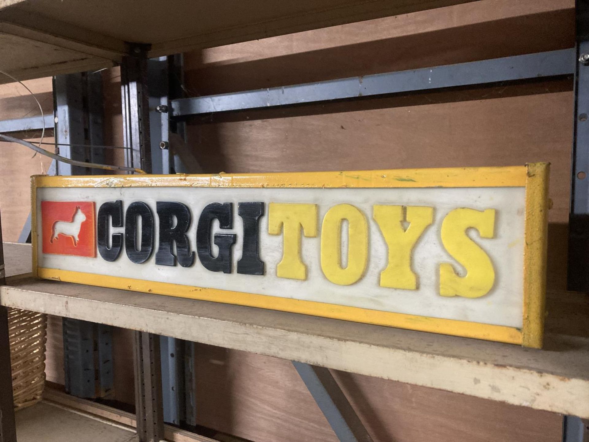 A CORGI TOYS ILLUMINATED LIGHT BOX SIGN - Image 2 of 3