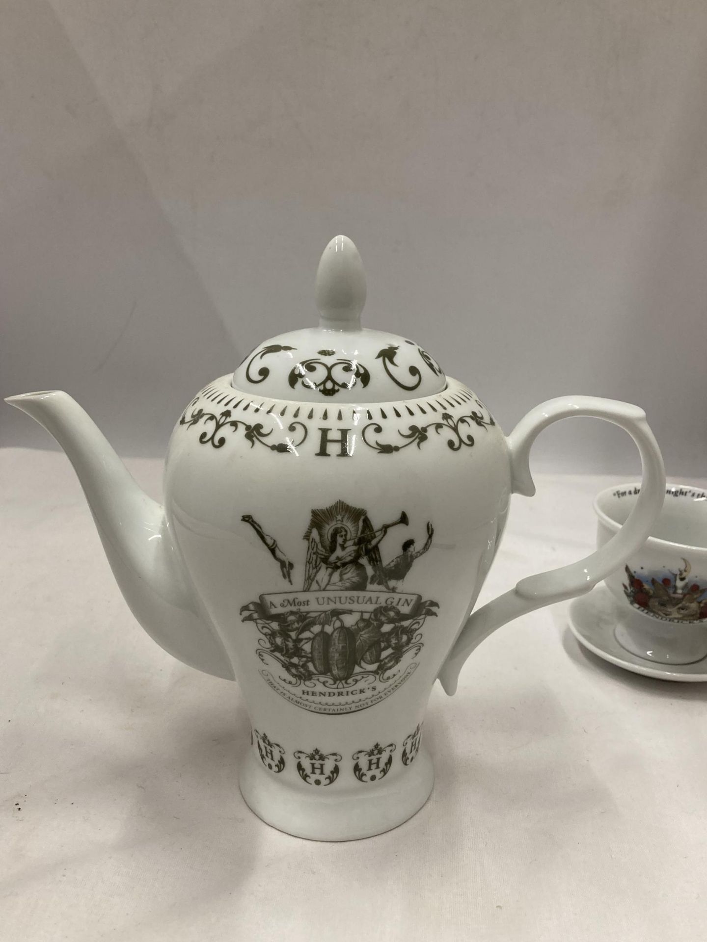 A HENDRICKS TEAPOT AND CUP AND SAUCER - Image 7 of 7