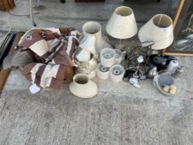 AN ASSORTMENT OF ITEMS TO INCLUDE LAMPS AND CURTAINS ETC