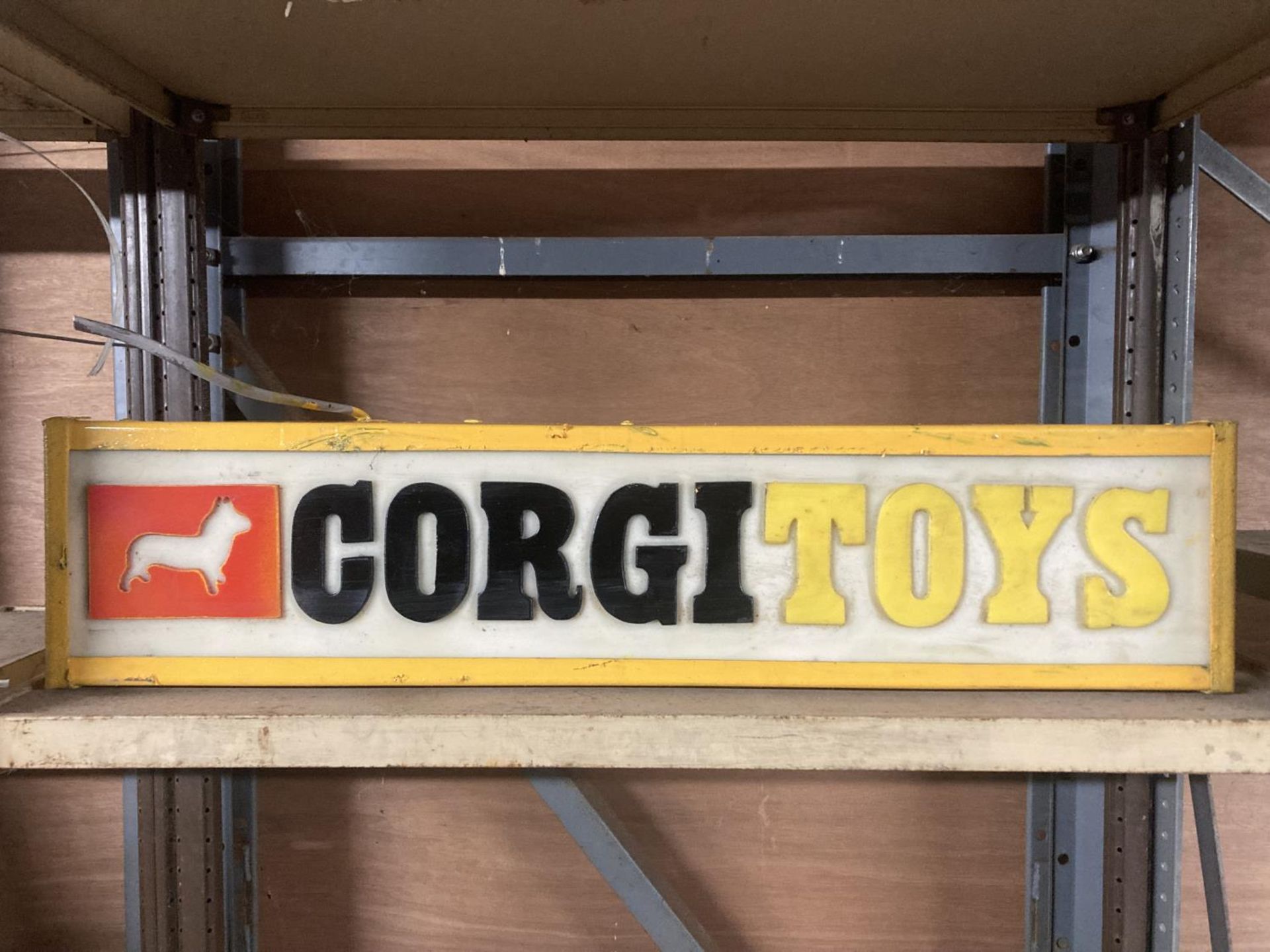 A CORGI TOYS ILLUMINATED LIGHT BOX SIGN