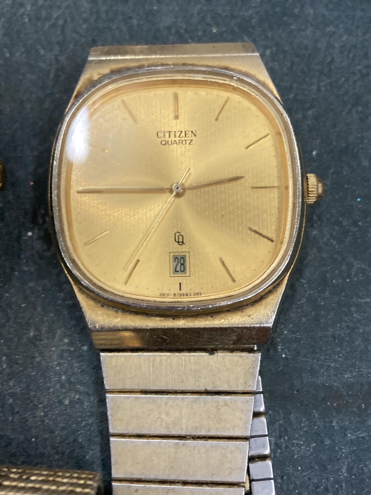 A MIXED LOT OF VINTAGE WATCHES TO INCLUDE CITIZEN, SEKONDA ETC - Image 5 of 5