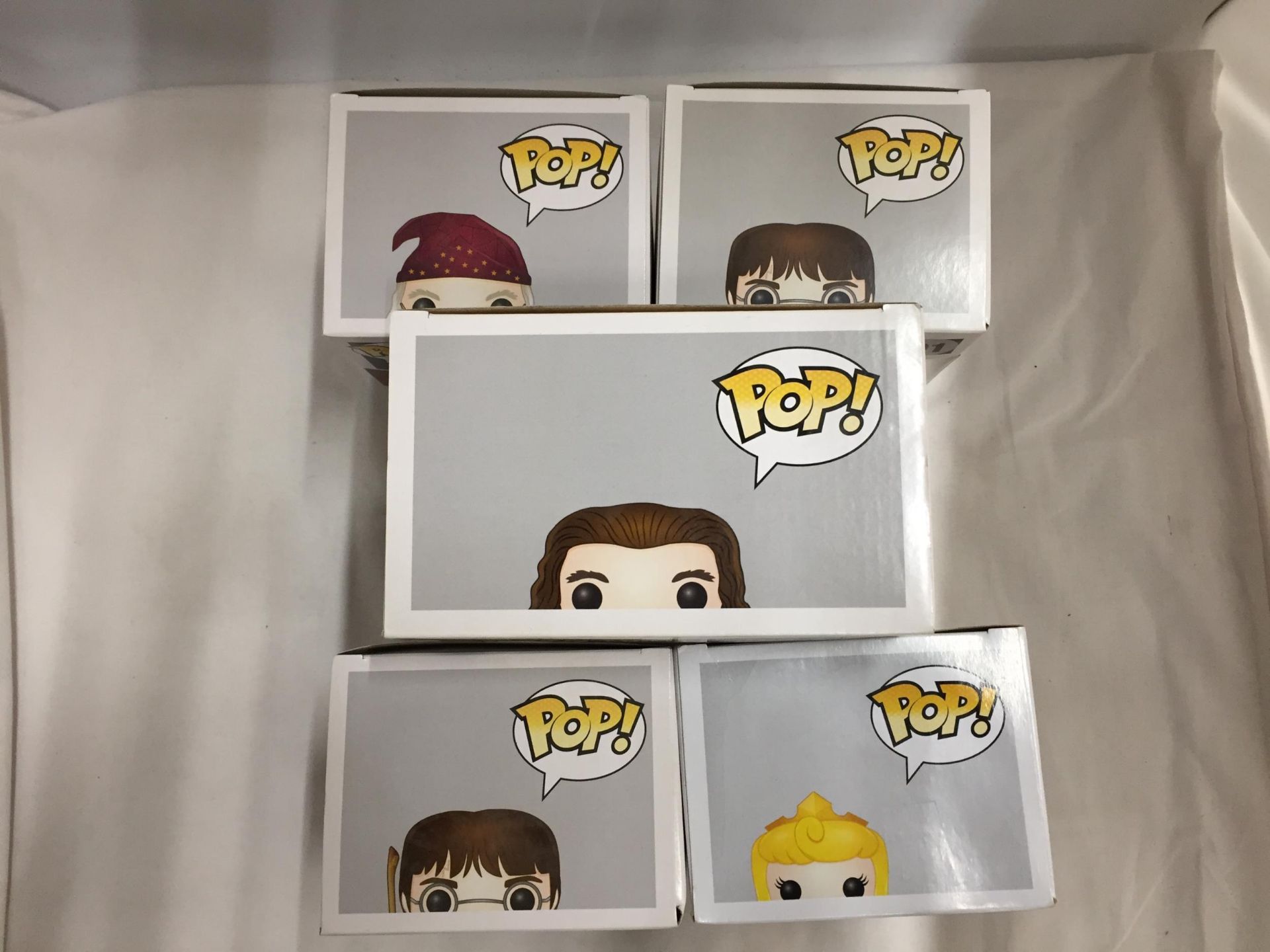 A COLLECTION OF FIVE 'POP' FIGURES TO INCLUDE FOUR HARRY POTTER AND ONE DISNEY - ALL AS NEW IN BOXES - Image 3 of 3