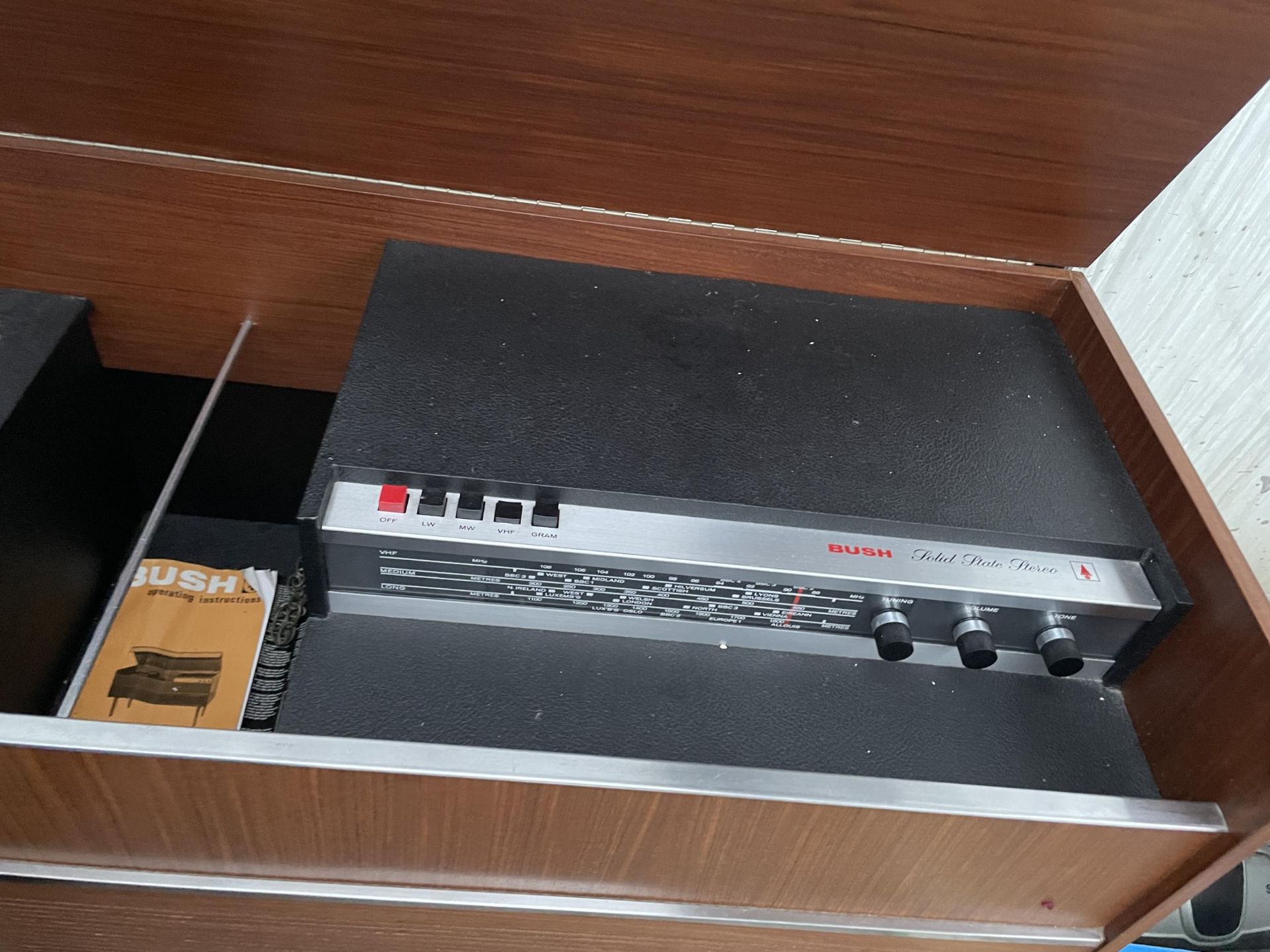 A RETRO TEAK RADIOGRAM WITH RECORD DECK AND BUSH SOLID STATE STEREO - Image 4 of 4