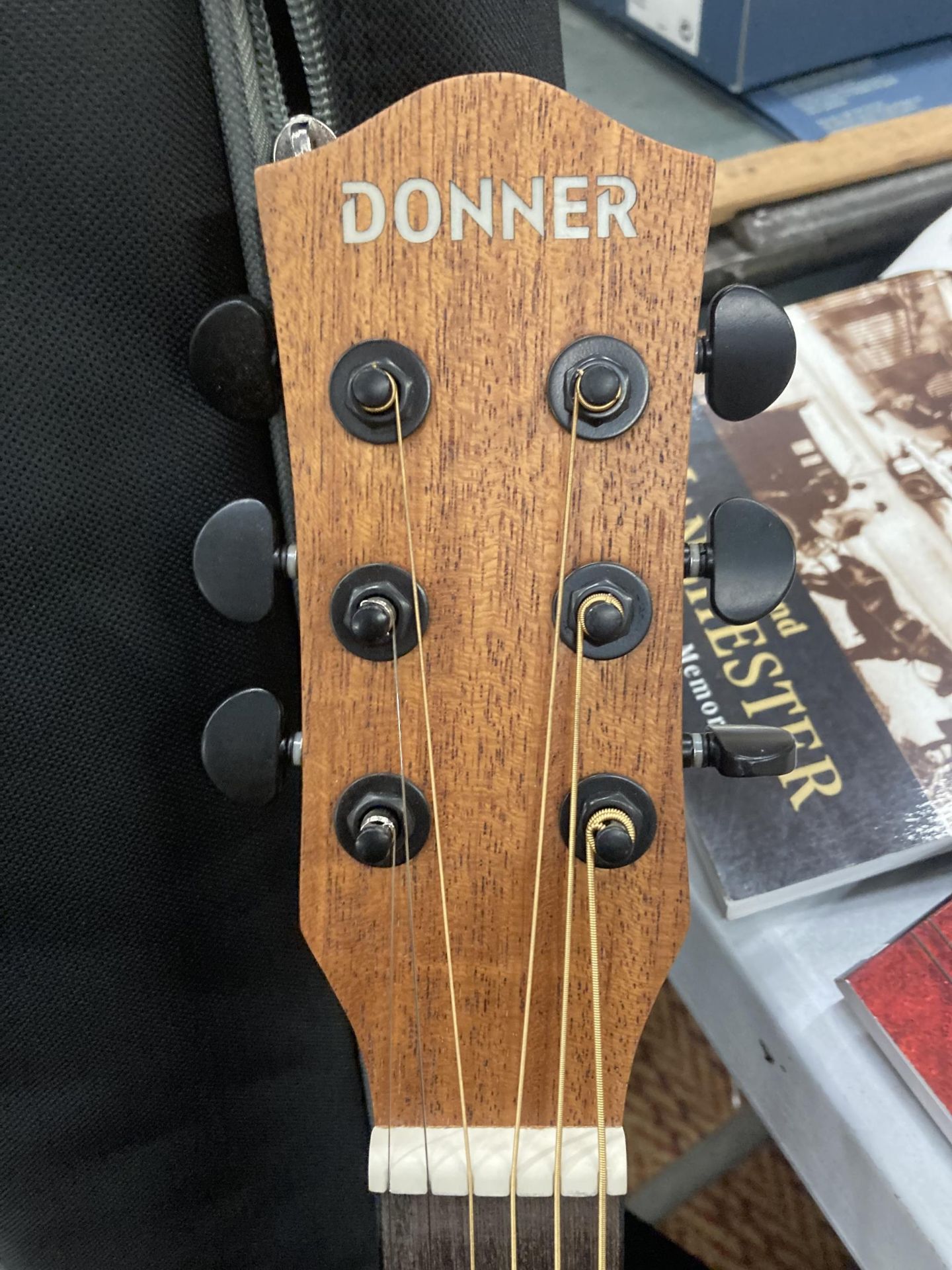 A NEW WITH CASE DONNER ACOUSTIC GUITAR - Image 2 of 5