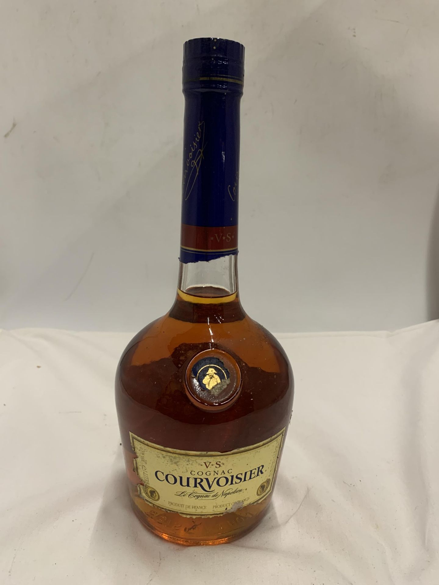 A 1L BOTTLE - COURVOISIER V.S COGNAC