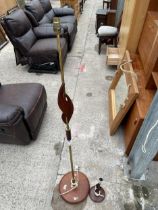 A RETRO TEAK AND BRASS STANDARD LAMP, SIMILAR TABLE LAMP