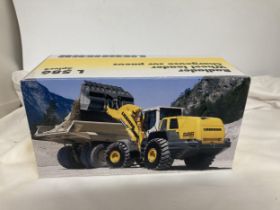 A NGZ MODEL 1:50 SCALE LIEBHERR L586 WHEEL LOADER - LIMITED EDITION