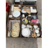 AN ASSORTMENT OF HOUSEHOLD CLEARANCE ITEMS TO INCLUDE CERAMICS AND GLASS WARE ETC