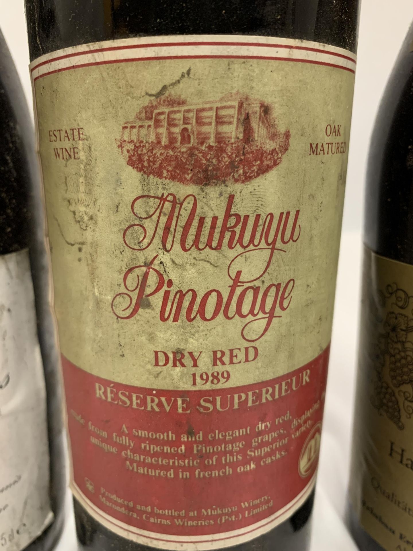 THREE BOTTLES - COTES DU RHONE VILLAGES 1988 CUVEE RESERVE, MUKUYU PINOTAGE 1989 RESERVE SUPERIEUR - Bild 3 aus 5