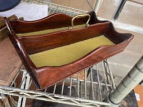 A VINTAGE MAHOGANY CUTLERY TRAY WITH BRASS HANDLE