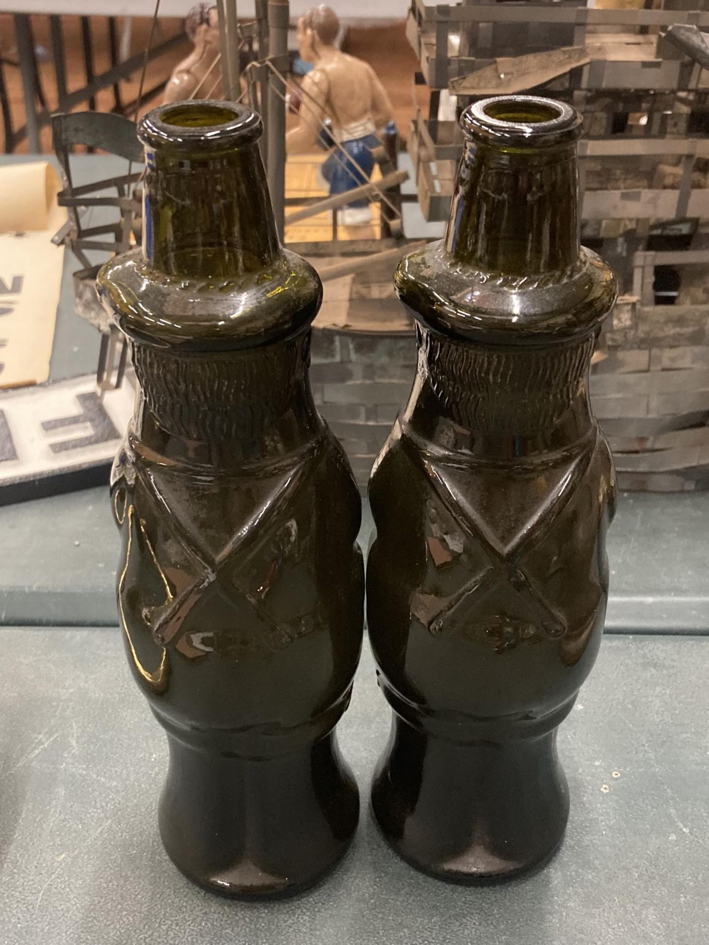 A PAIR OF VINTAGE GERMAN BEER BOTTLES IN THE SHAPE OF TYROLIAN MEN - Image 2 of 3