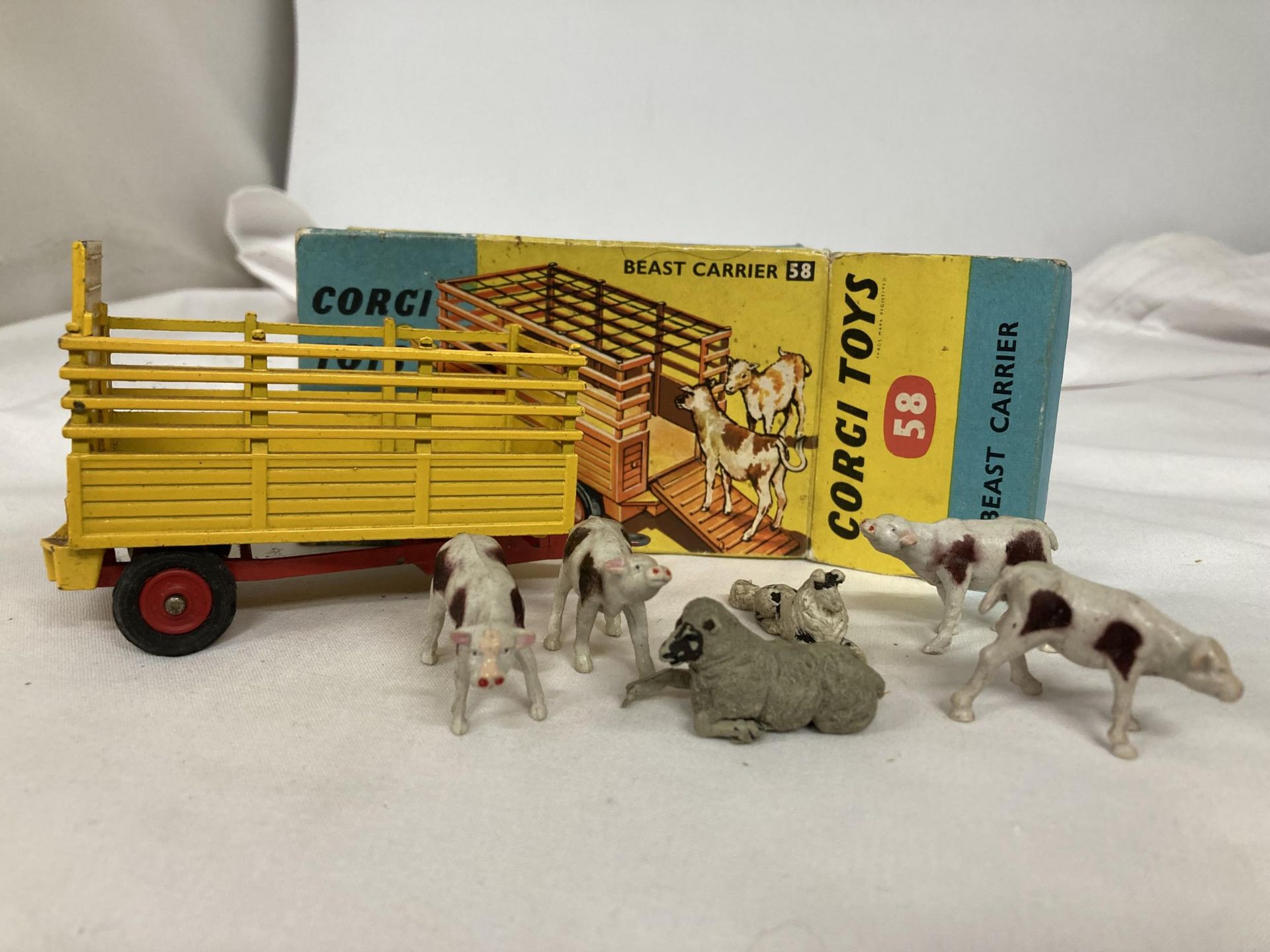 TWO BOXED CORGI MODELS NO. 58 - BEAST CARRIER WITH ANIMALS AND NO. 50 - A MASSEY FERGUSON 65 TRACTOR - Image 2 of 3