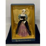 A LIMITED EDITION NO 236/5000 BOXED ROYAL DOULTON FIGURE QUEENS OF THE REALMS MARY QUEEN OF SCOTS HN