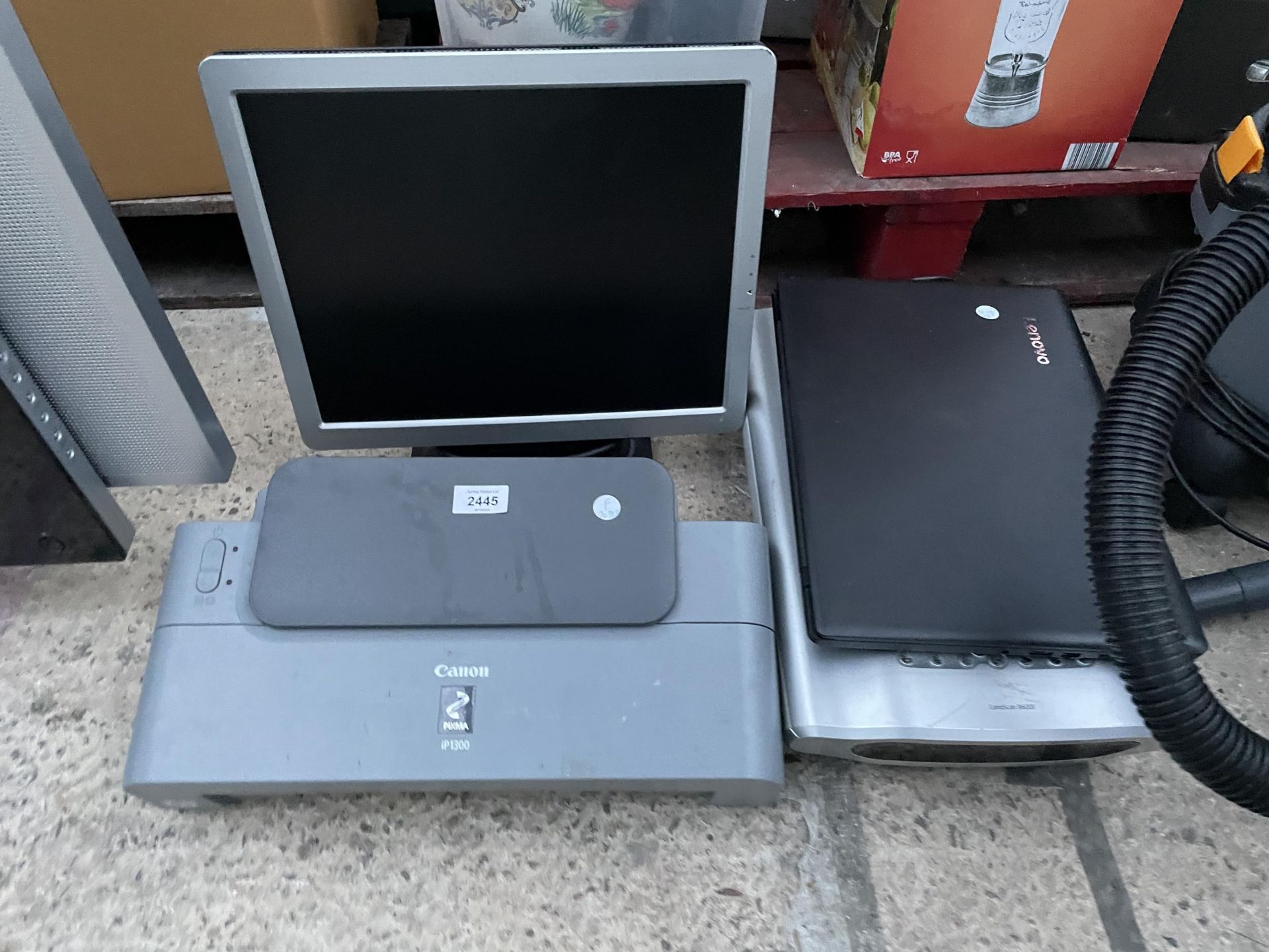 AN ASSORTMENT OF ITEMS TO INCLUDE A LENOVO LAPTOP AND A COMPUTER MONITOR - Image 4 of 4