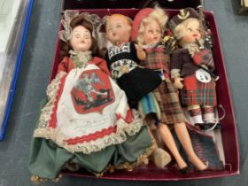 A COLLECTION OF VINTAGE DOLLS