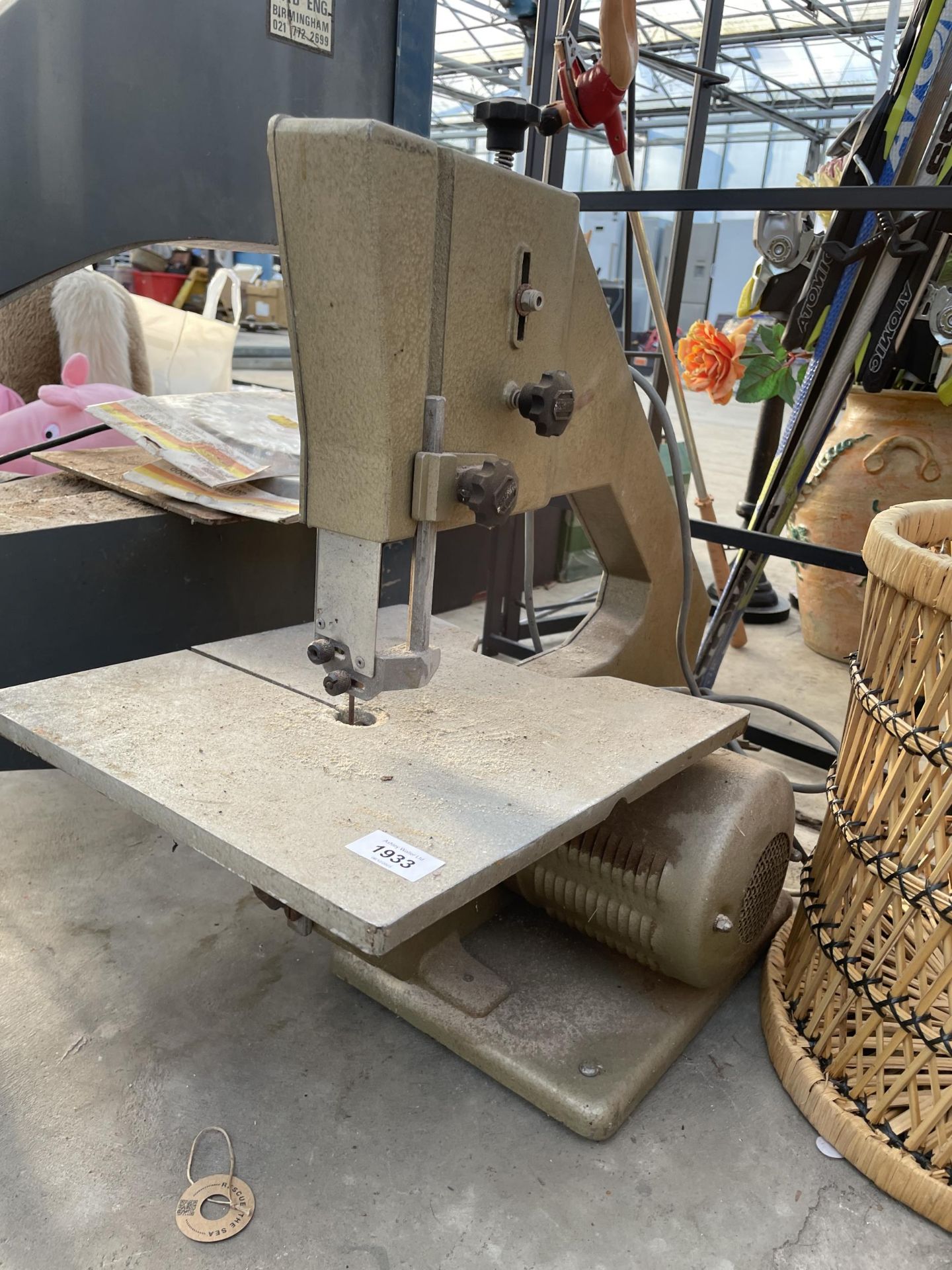 A BURGESS BANDSAW BELIEVED IN WORKING ORDER BUT NO WARRANTY