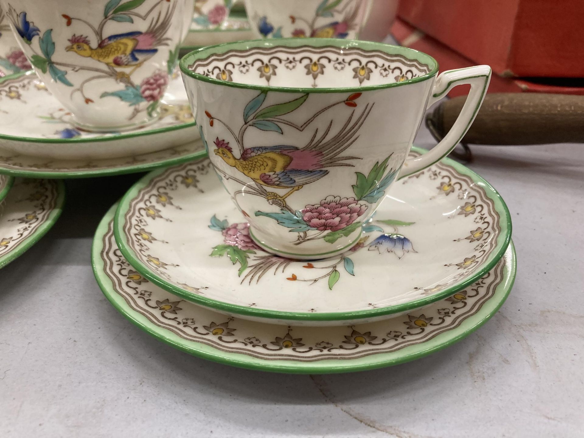 A VINTAGE MINTONS HO HO BIRD PATTERN PART TEA SET - Image 2 of 5