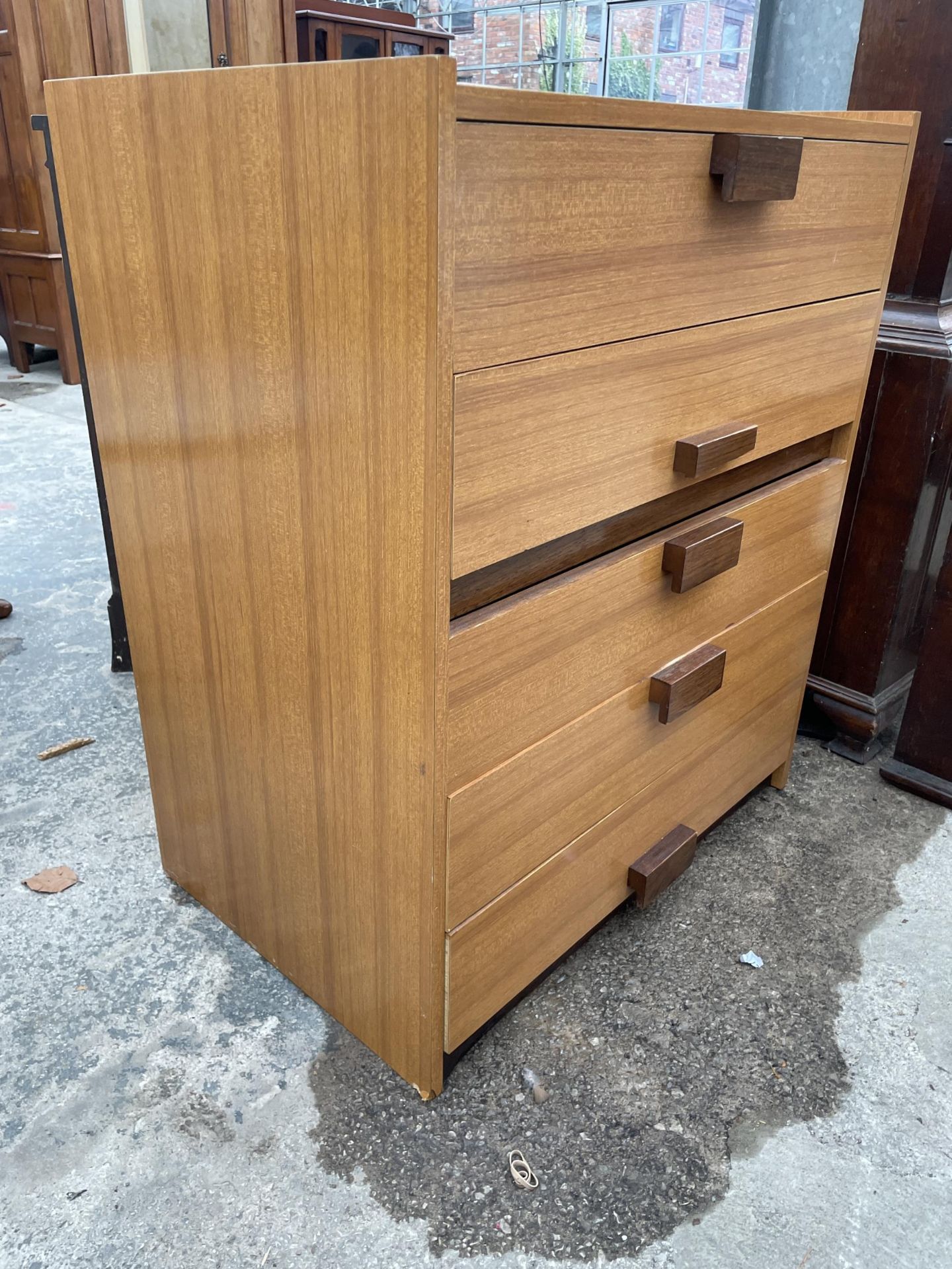 A RETRO TEAK CHEST OF FIVE DRAWERS, 27" WIDE - Image 2 of 3