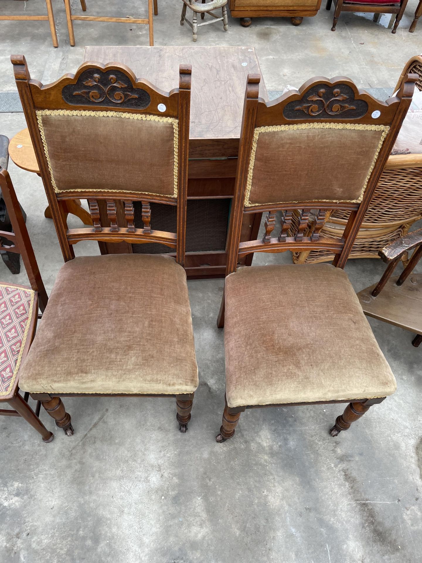 A PAIR OF LATE VICTORIAN DINING CHAIRS AND EDWARDIAN BEDROOM CHAIR - Image 3 of 4