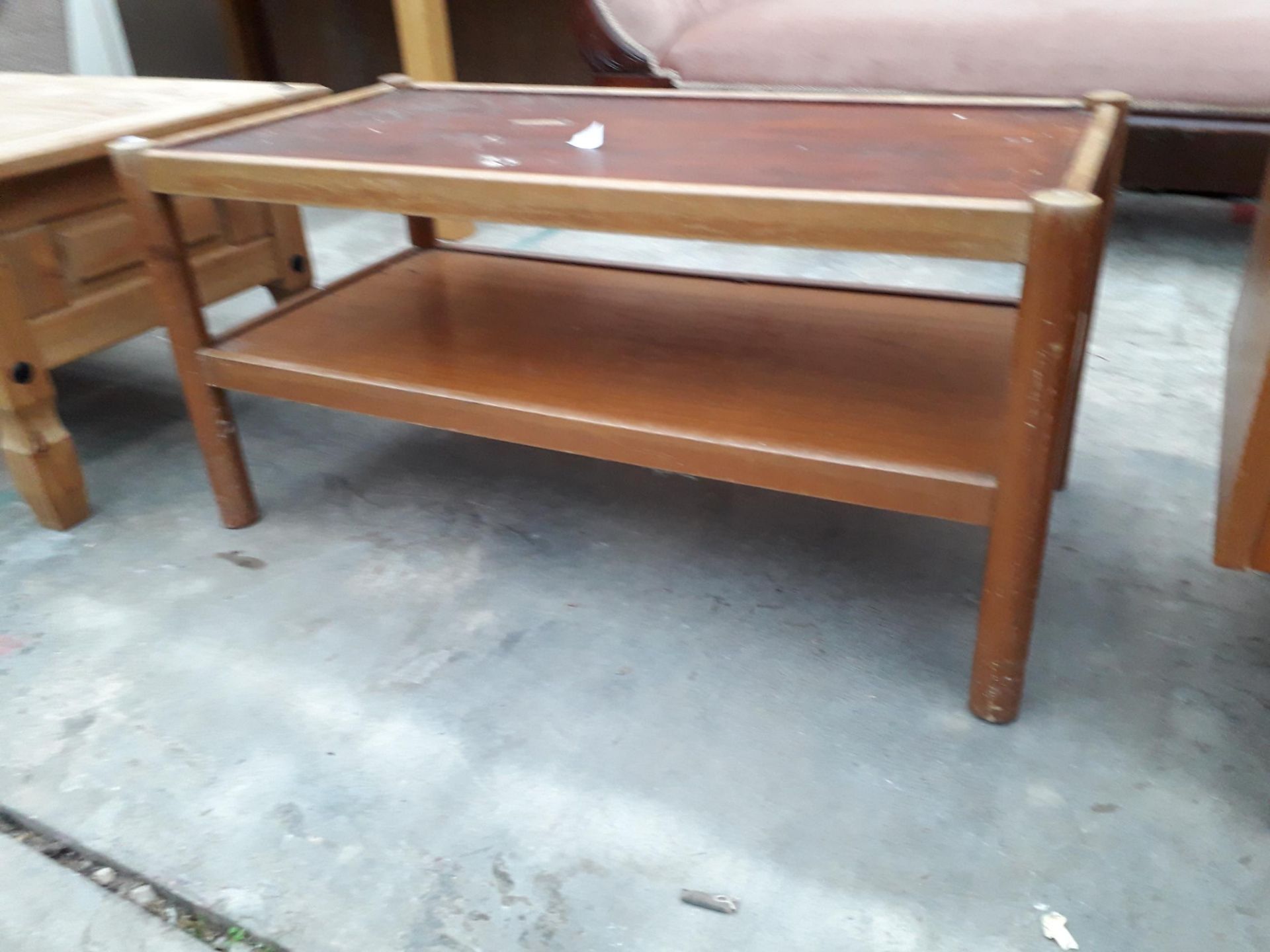 A RETRO TEAK TWO TIER COFFEE TABLE - Image 2 of 2