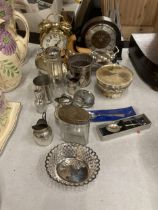 A MIXED LOT TO INCLUDE MANTLE CLOCK, SILVER PLATED WARES, ACCTIM ALARM CLOCK ETC