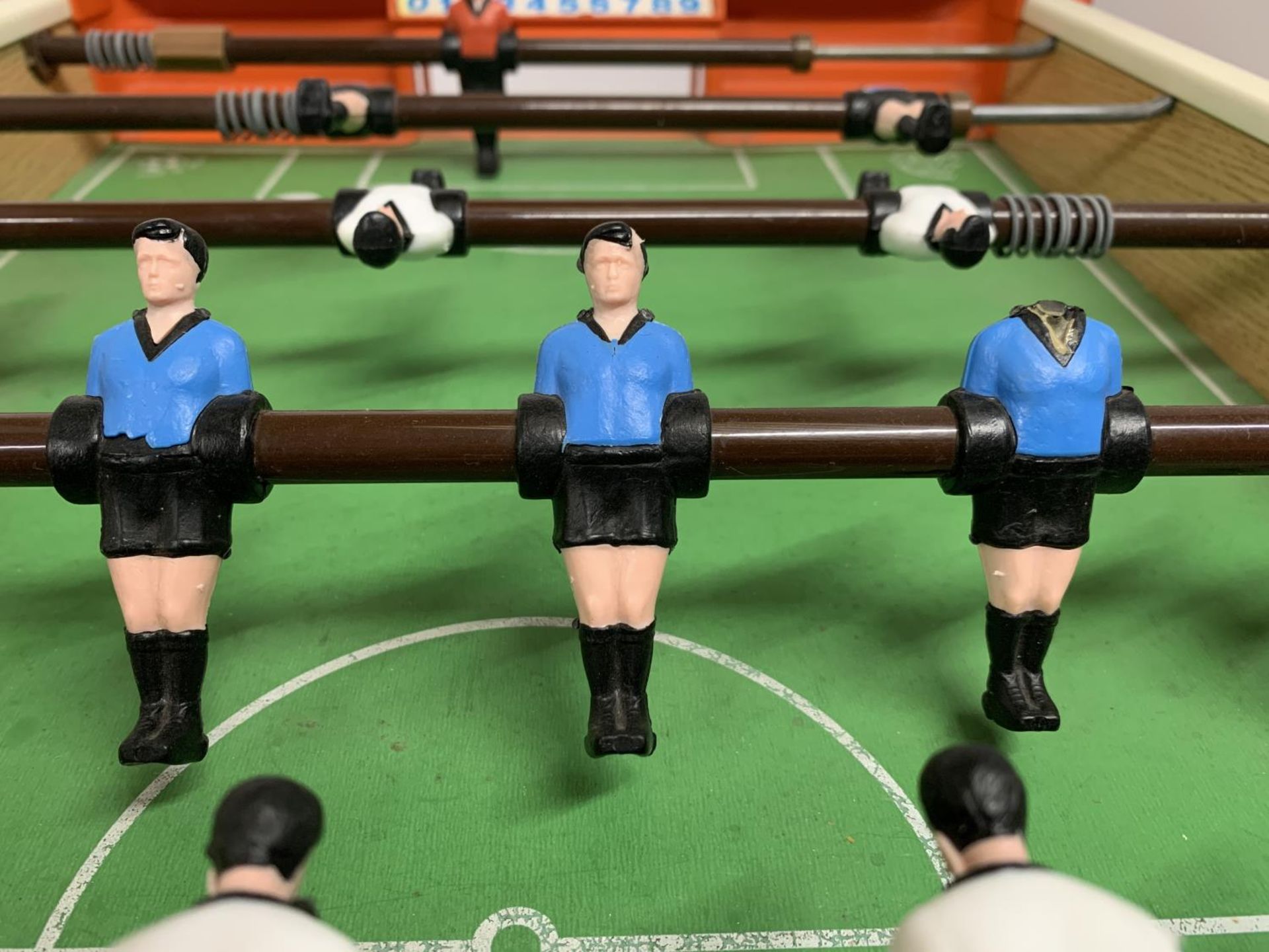 A FOOTBALL TABLE TOP GAME - Image 3 of 3