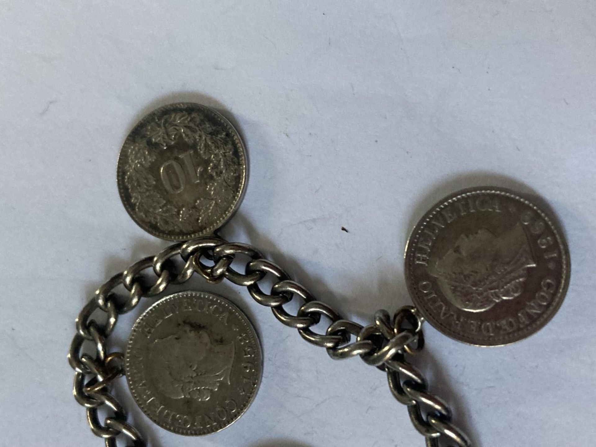 A COIN DESIGN BRACELET - Image 3 of 3