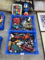 AN ASSORTMENT OF TOYS TO INCLUDE DIE CAST VEHICLES