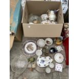 AN ASSORTMENT OF CERAMICS AND GLASS WARE TO INCLUDE PLATES AND BOWLS ETC