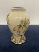 A MOORCROFT CORNFLOWER VASE 4 INCHES TALL