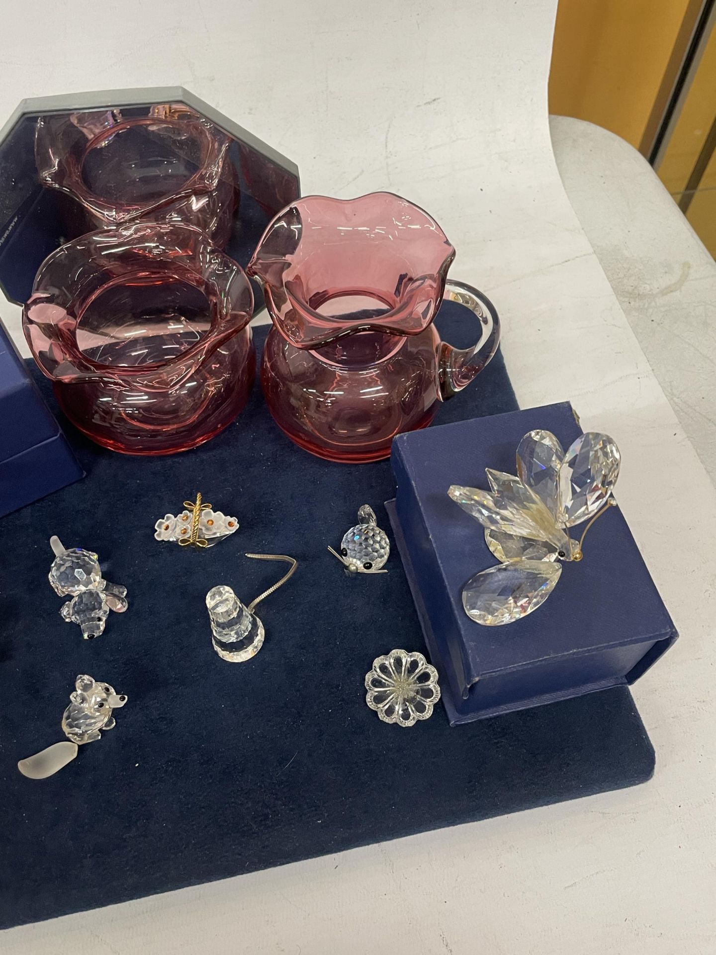 A COLLECTION OF SWAROVSKI CRYSTAL ORNAMENTS, SOME BOXED AND CRANBERRY GLASS ITEMS - Image 3 of 3