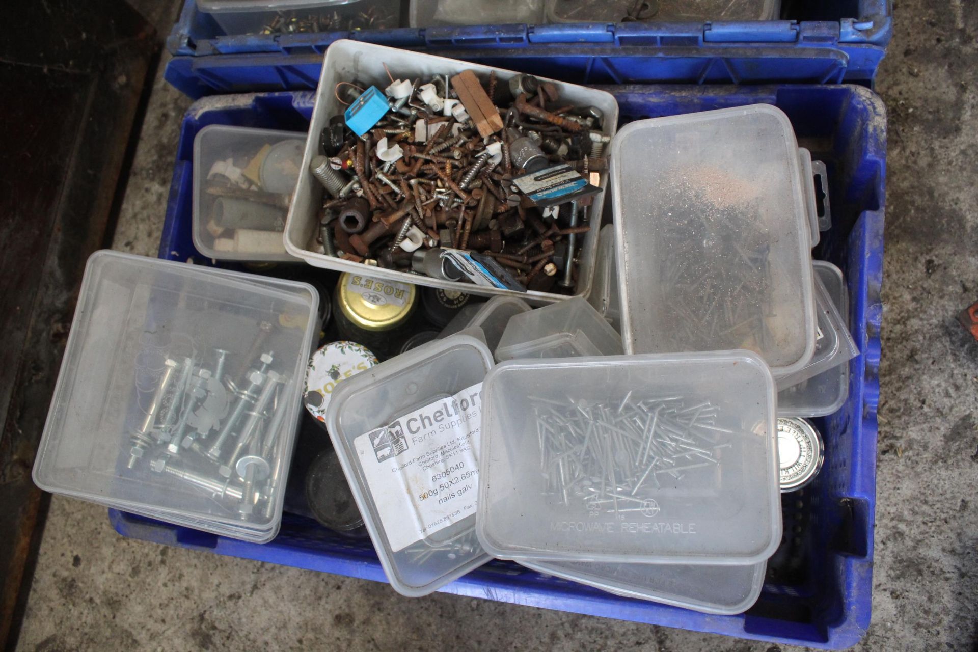 TWO LARGE BOXES OF ASSORTED HARDWARE TO INCLUDE NUTS, BOLTS, NAILS AND SCREWS ETC - Image 2 of 3