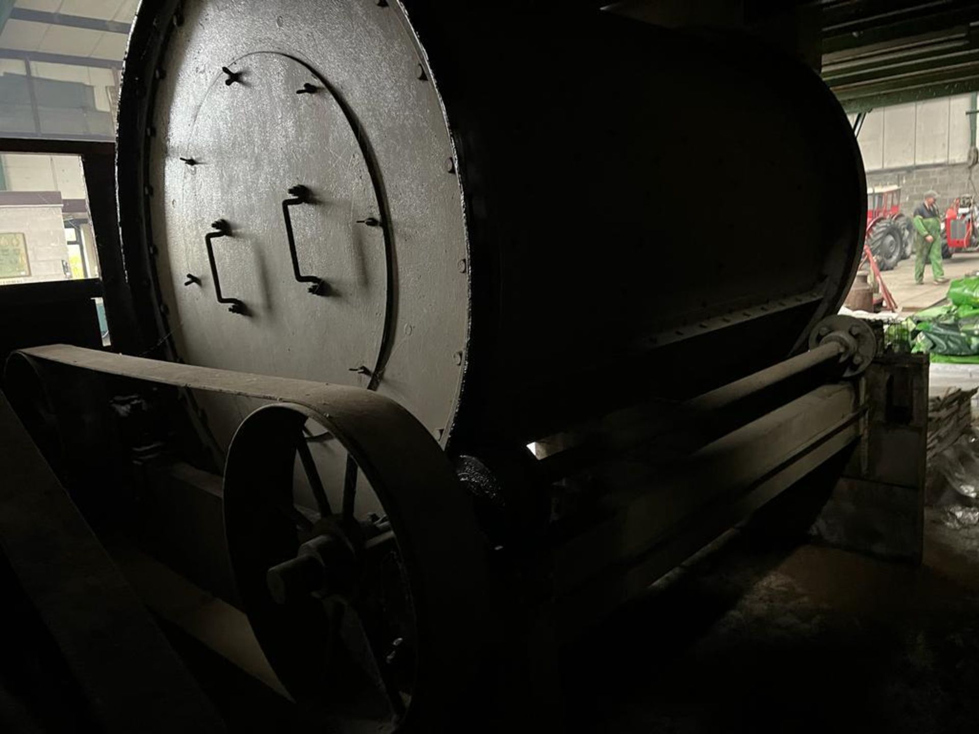 A ROBERT BOBY 'BURY ST EDMONDS' GRAIN MIXER CLEANER WITH DCE UNIMASTER DRIER DRUM 91"LONG 70" - Image 11 of 12