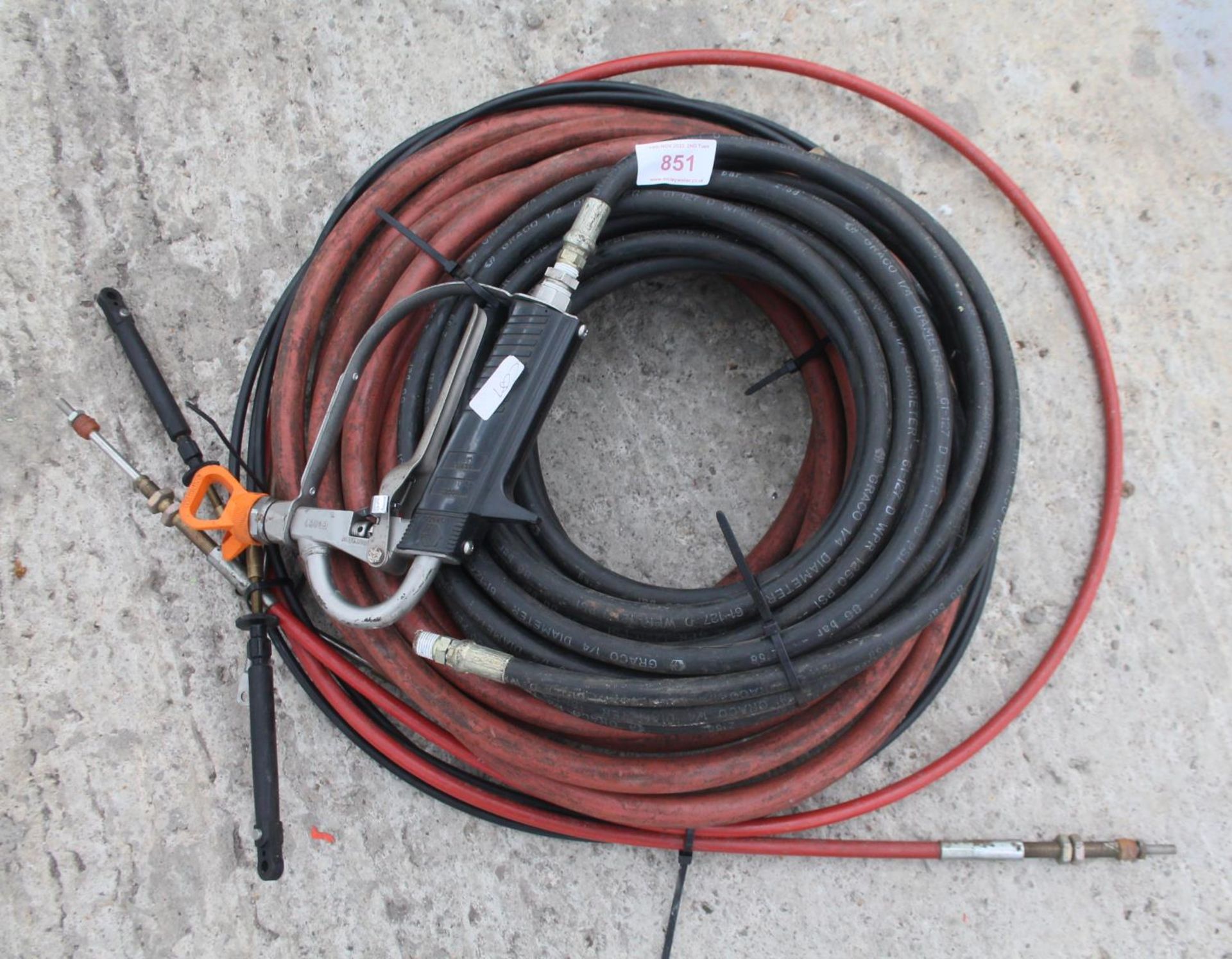 HOSES NO VAT