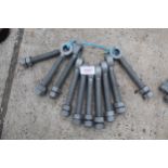 10 EYE BOLTS + VAT