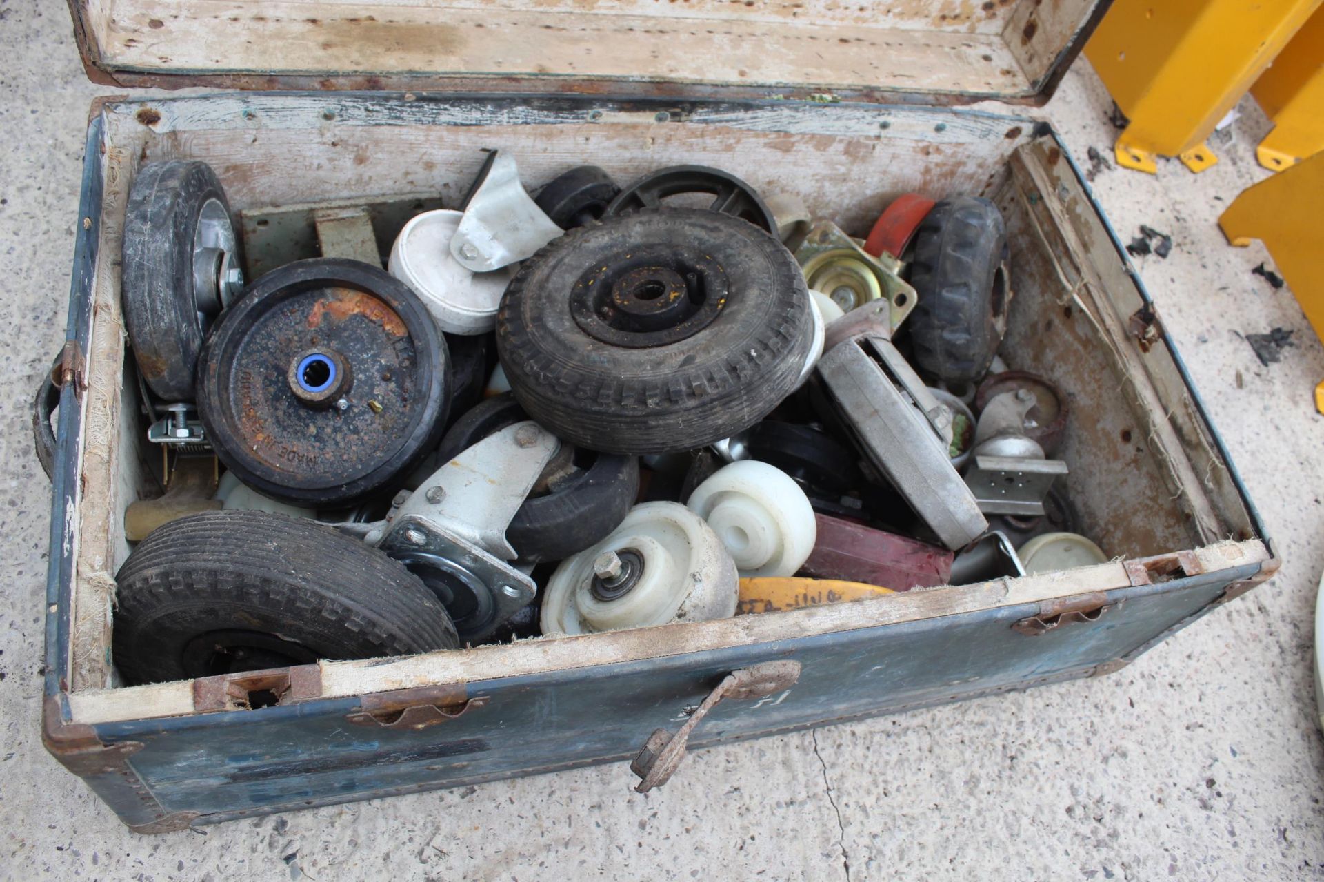 A TRUNK CONTAINING WHEELS NO VAT - Image 2 of 2