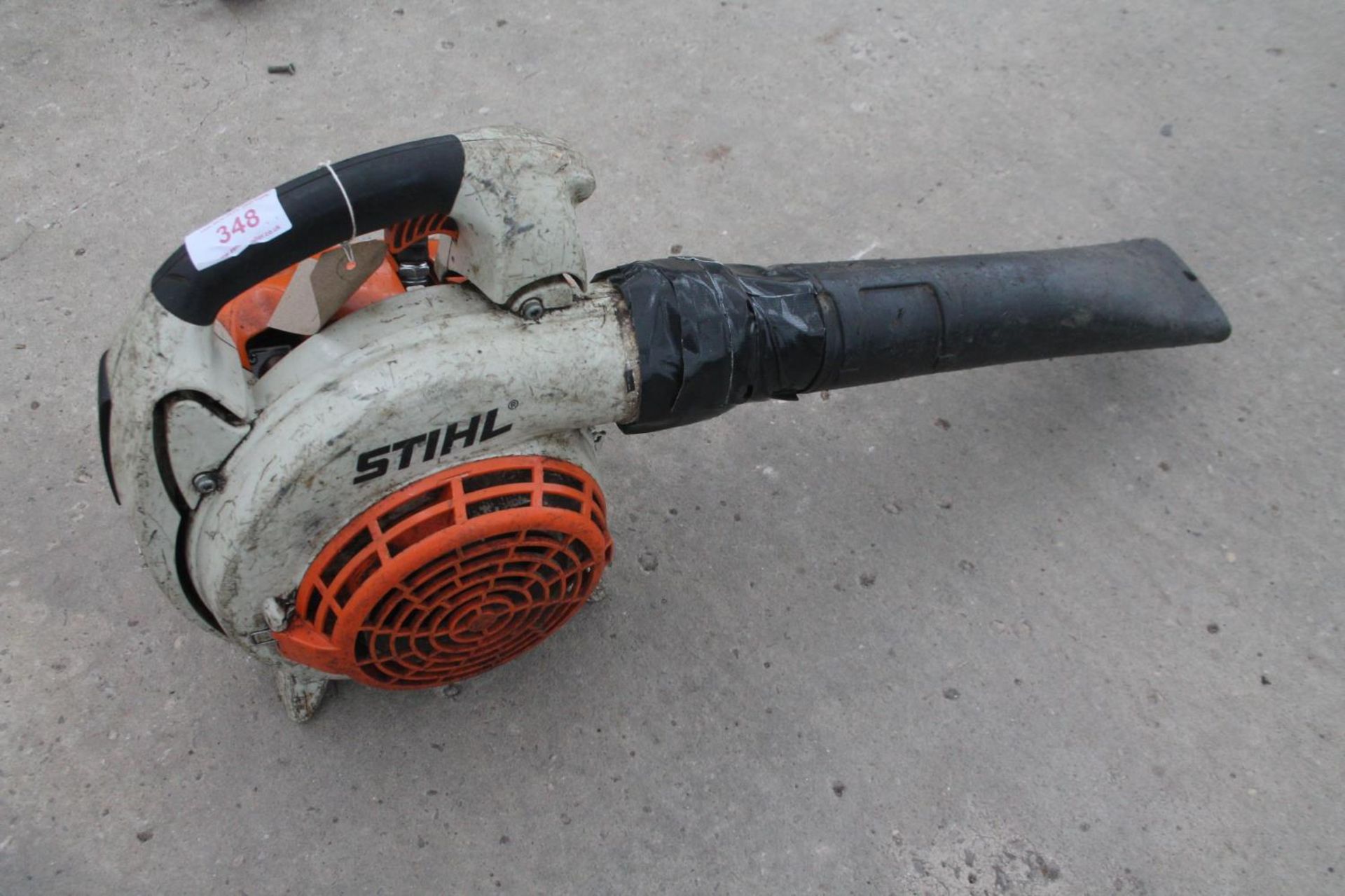 STHIL HAND HELD LEAF BLOWER NO VAT FROM A RETIREMENT DISPERSAL