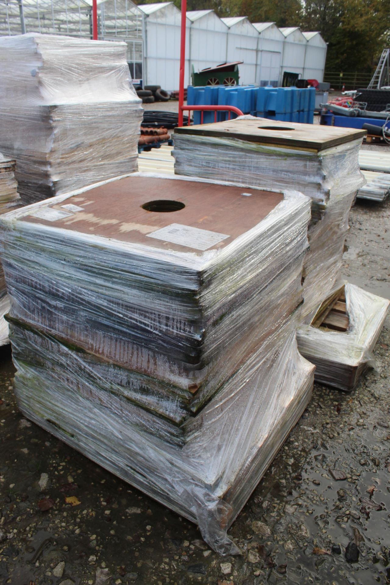 2 PALLETS OF BLOCKBOARDS + VAT