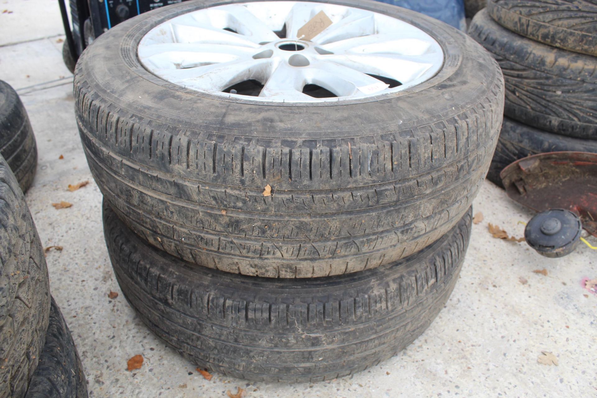 2 ALLOY WHEEL AND TYRES DISCOVERY 4 255/55/2 NO VAT - Image 2 of 2