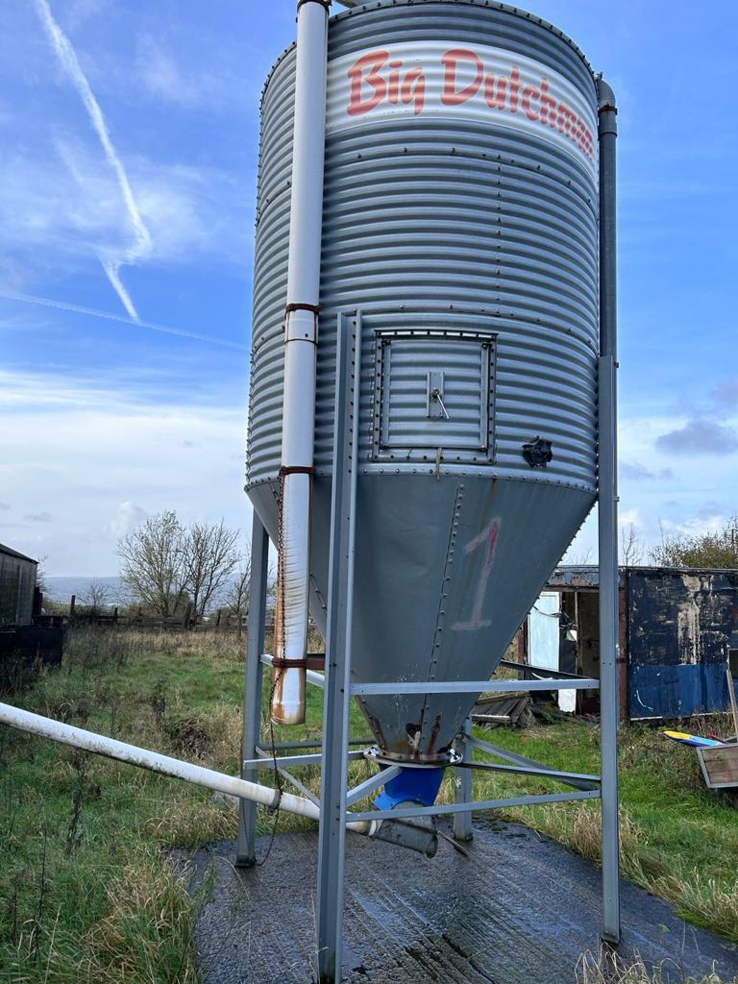 BIG DUTCHMAN GRAIN SILO NO VAT TO BE COLLECTED FROM OLDHAM OL15 0RA THE VENDOR WILL DELIVER AT A